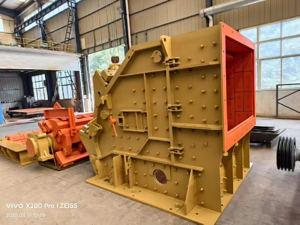 How to detect cracks in the hammer head of a hammer crusher? How to predict the wear of the hammer head of the equipment?
